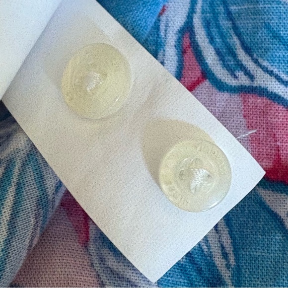 Vineyard Vines Boy 7  Floral Print SS Button Whale Logo Shirt Stretch EUC - Picture 10 of 10